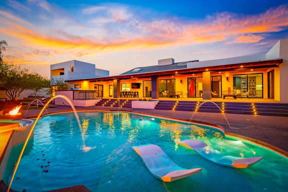 Manor on Camelback - Image 2